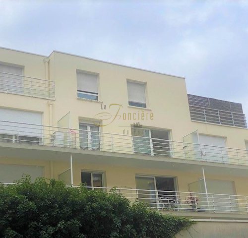 Appartement T2 avec parking et terrasse exposé est