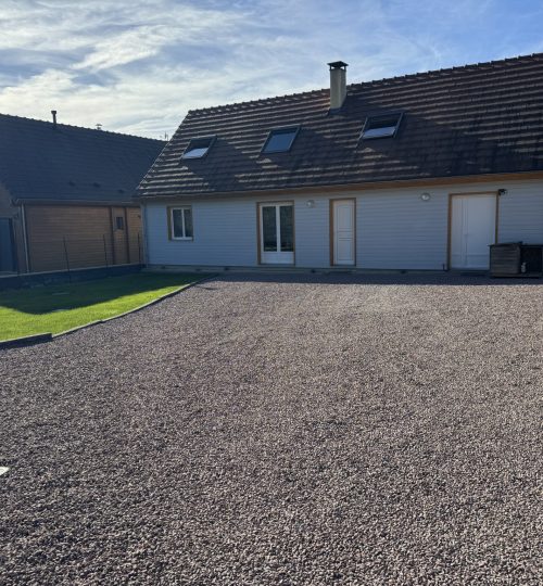 Exclusivité Maison ossature bois avec agréable jardin – 10 min de Bourges