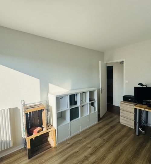 Exclusivité Appartement traversant lumineux avec ascenseur et parking privatif