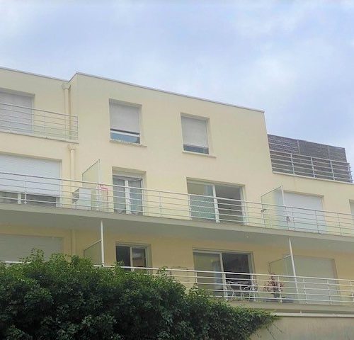 Appartement T2 avec parking et terrasse exposé est