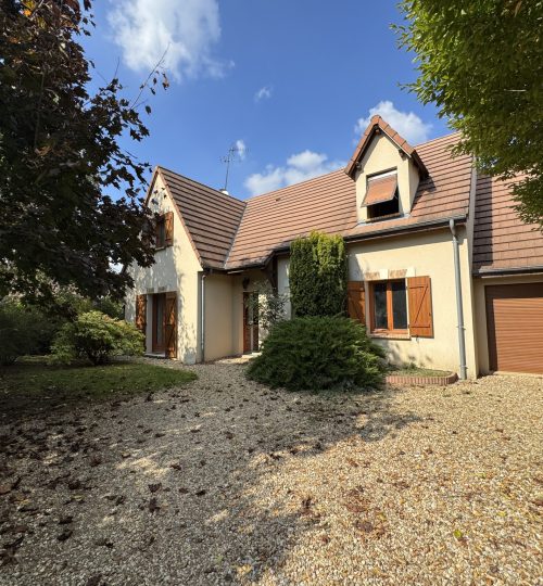 Maison familiale aux portes de Bourges