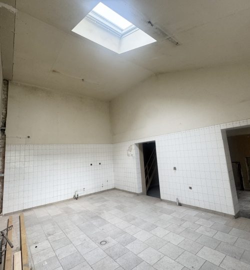 Appartement à aménager avec son jardinet privatif