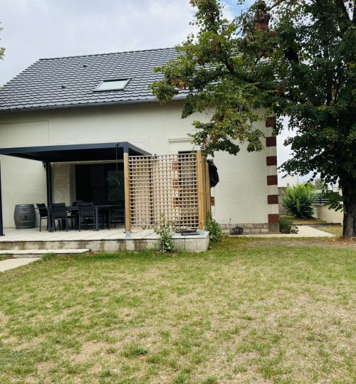 Maison année 30-40 entièrement rénovée idéal pour une résidence principale ou projet professionnel