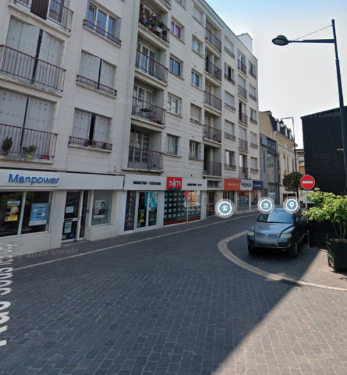 Local commercial libre au pied d’Avaricum