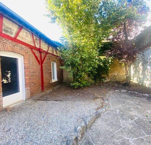 Maison Bourgeoise avec agréable jardin en plein coeur de centre-ville