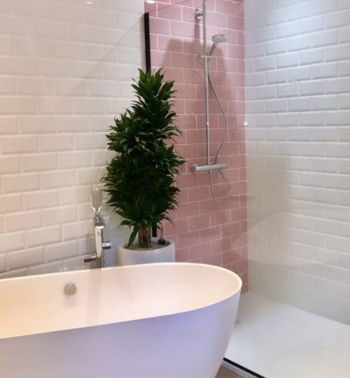 Coeur de centre-ville de Bourges, au pied du Palais Jacques Coeur, appartement rénové avec grande terrasse, pi