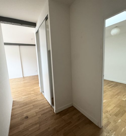 En exclusivité, appartement T3 dans une résidence au pied de la Halle aux blés avec stationnement