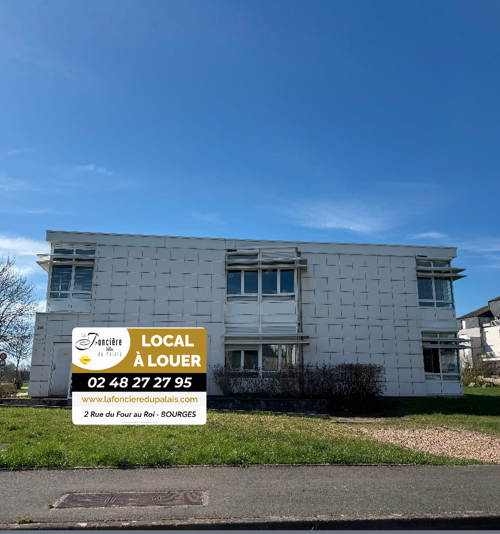 À louer   Local professionnel de 298 m2   Vue exceptionnelle sur le Lac d&rsquo;Auron