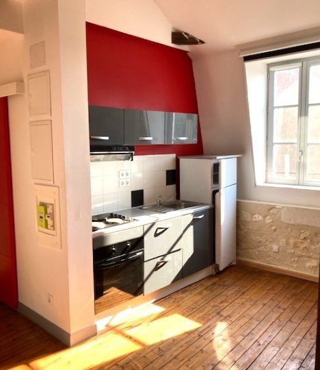 Exclusivité appartement T2 en duplex actuellement loué au pied du coeur du centre-ville