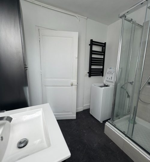 Exclusivité appartement T3 traversant actuellement loué en coeur de centre-ville rénové