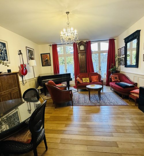 Exclusivité Très bel appartement, charme de l&rsquo;ancien rénové au pied de la cathédrale