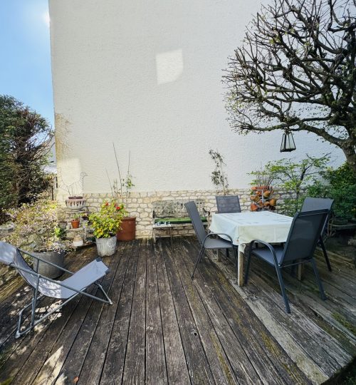 Maison année 30 quartier Saint Henri charme de l&rsquo;ancien avec agréable jardin