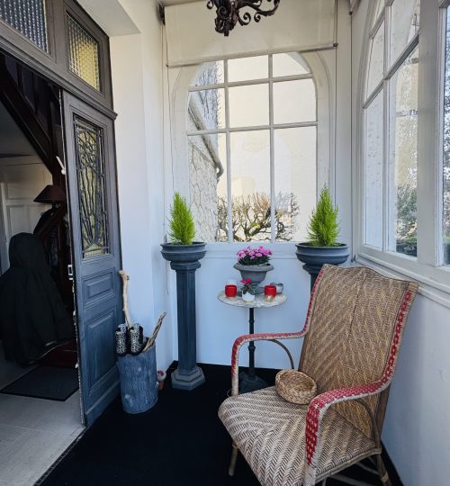 Exclusivité Maison année 30 quartier Saint Henri charme de l&rsquo;ancien avec agréable jardin