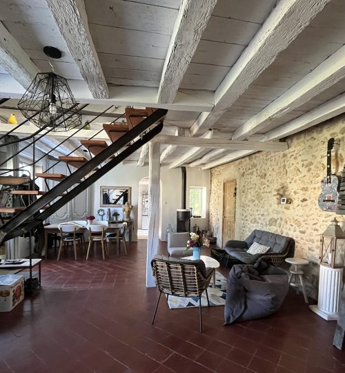 Propriété pleine de charme en bord de rivière