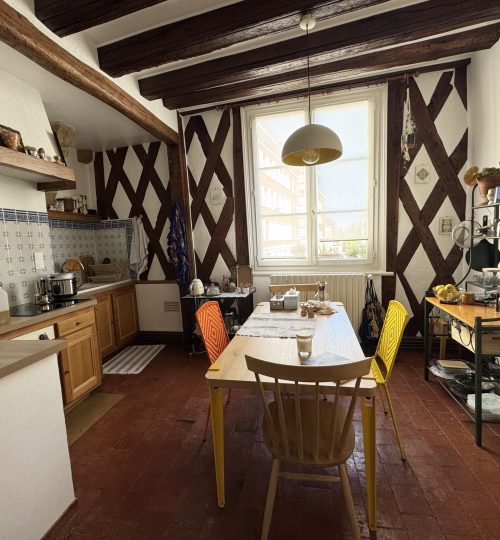 Appartement de charme rénové   Cœur de Bourges