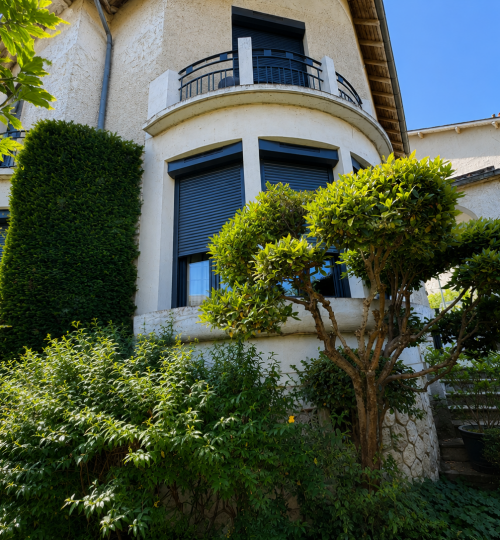 Exclusivité Maison année 30 quartier Saint Henri charme de l&rsquo;ancien avec agréable jardin