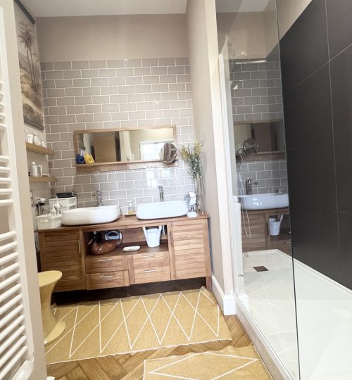 Exclusivité Spendide appartement de standing de type 4 dans résidence sécurisée située en  hyper Centre Ville