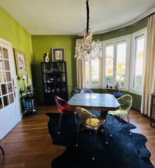 Exclusivité Maison année 30 quartier Saint Henri charme de l&rsquo;ancien avec agréable jardin